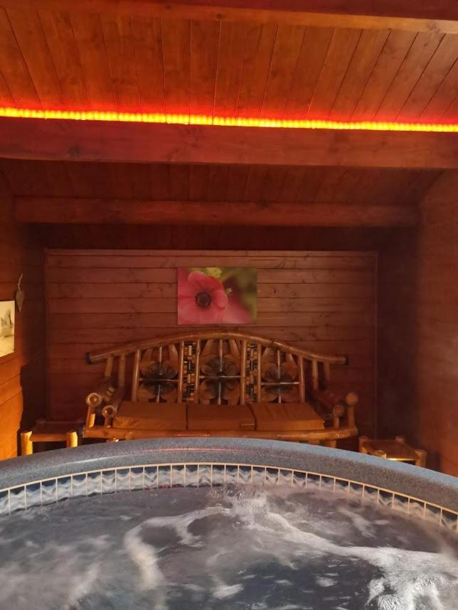 Het Filipijns Slaaphuisje Hooglede Zewnętrze zdjęcie
